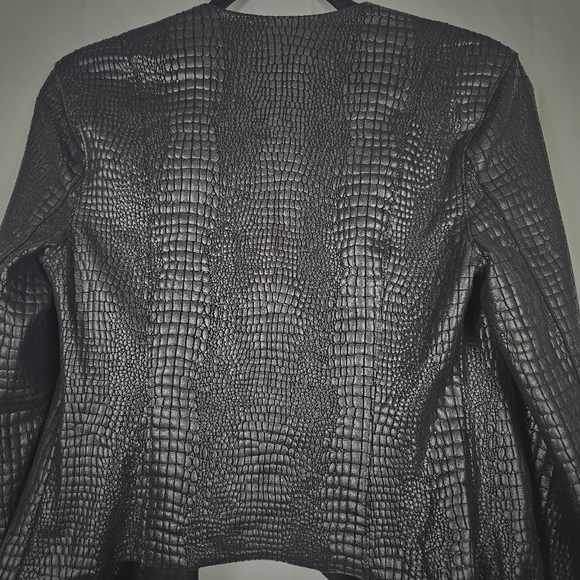 Blank NYC Black Crocodile Faux Leather Suede Drape Front Jacket - Picture 8 of 9